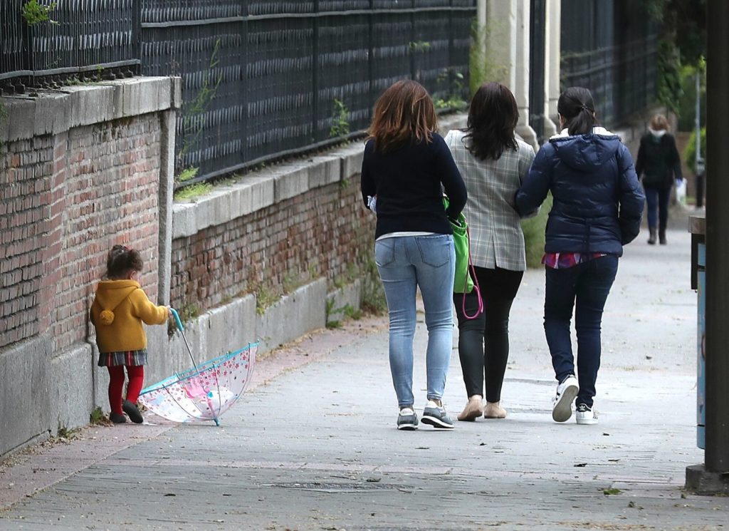 Los niños podrán salir entre las nueve de la mañana y las nueve de la noche y podrán llevar juguetes