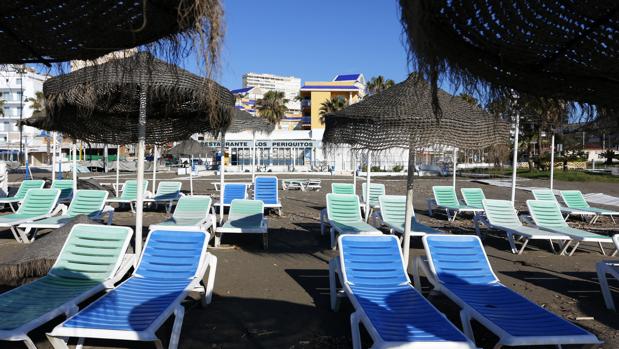 Las dudas sobre el uso de las playas ahuyentan las reservas de hoteles y apartamentos vacacionales