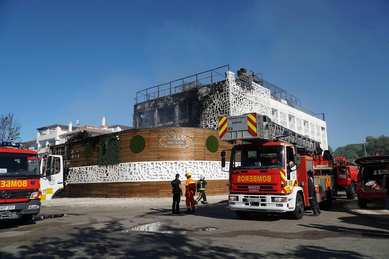 Un muerto y casi una decena de heridos en el incendio del hotel Sisu Boutique en Marbella