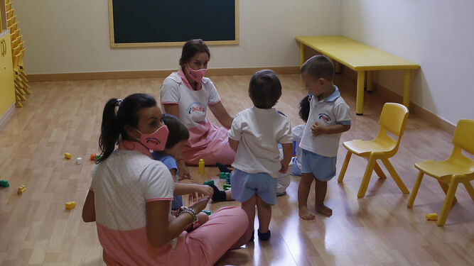 El nuevo curso en las guarderías de Sevilla: un búnker lleno de juguetes