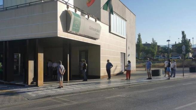 Del Covid al colapso de los centros de salud: «¡Esto es una vergüenza!»