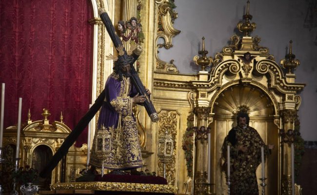 El Señor del Gran Poder sale hoy a la plaza para celebrar la misa por sus 400 años