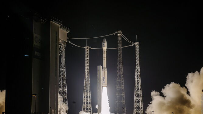 El cohete que transporta el satélite español ‘Ingenio’ se desvía de la trayectoria 8 minutos después de despegar