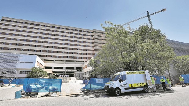 El Hospital Militar de Sevilla va en plazo y podrá luchar contra el Covid-19