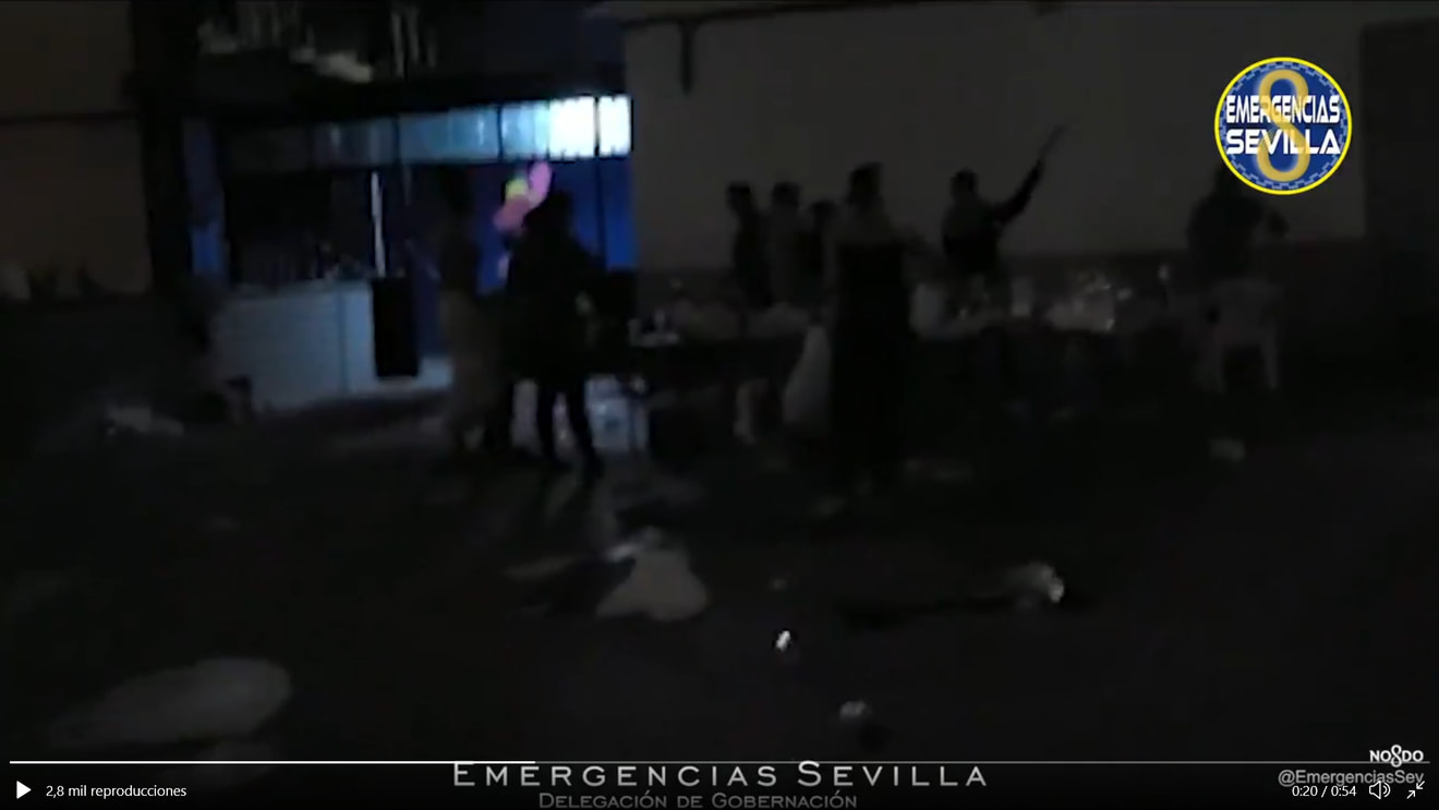 Desalojadas 300 personas que celebraban una boda entre varios bloques de Sevilla Este