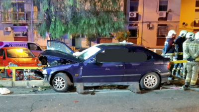 Un conductor ebrio provoca un accidente en Tomares que deja una fallecida y cuatro heridos, entre ellos tres menores