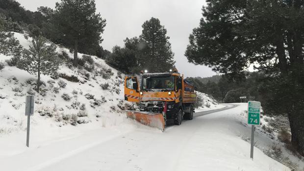 Borrasca Filomena: Casi 300 incidencias en Andalucía por el temporal de lluvia y nieve