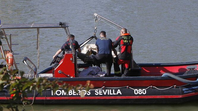 Hallan el cuerpo sin vida del hombre que cayó al río Guadalquivir