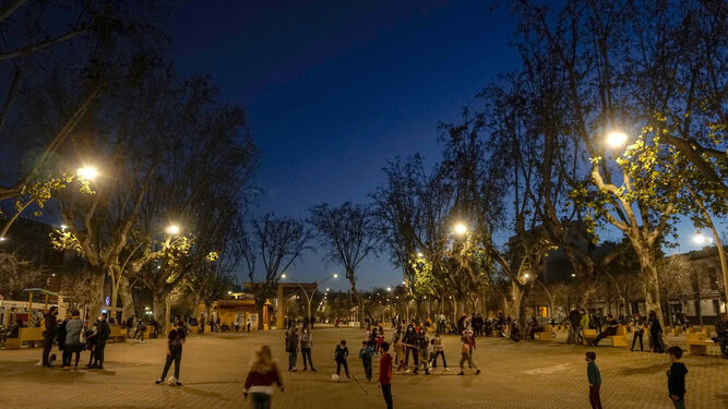 La tercera ola de coronavirus remite en Sevilla