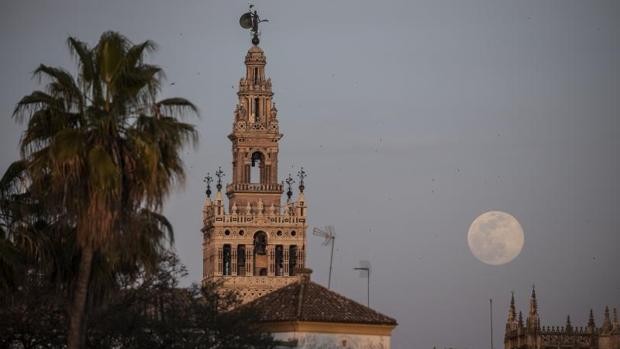 Superluna de fresa en junio de 2021: dónde ver, horario, y por qué se llama así