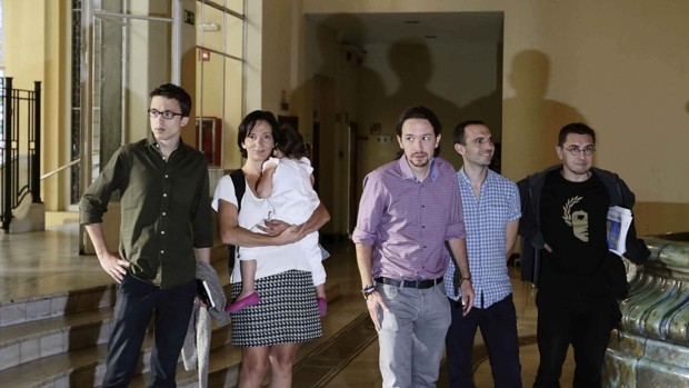 El juez rastrea dinero venezolano para Podemos en facturas falsas y remesas